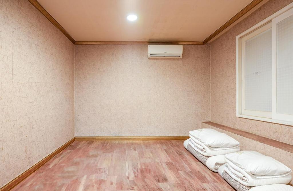 Fotografie z fotogalerie ubytování 대연동 케이 모텔 K Motel Daeyeon Busan v destinaci Pusan