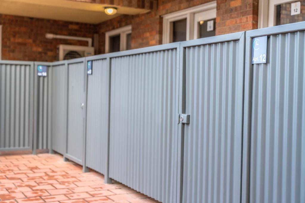 Clocktower Apartment Hotel - Resim 14