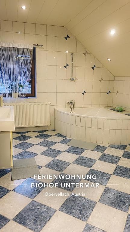 Koupelna v ubytování Ferienwohnung Biohof Untermar