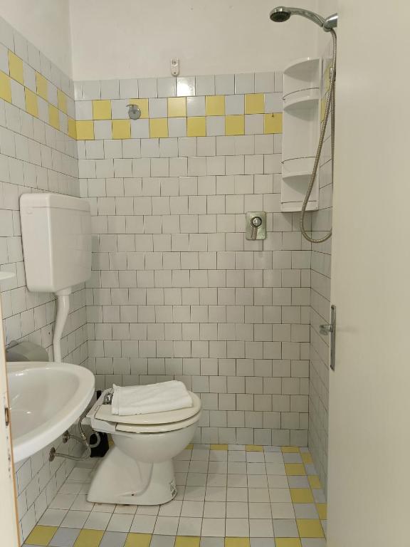 Koupelna v ubytování Hotel Raul