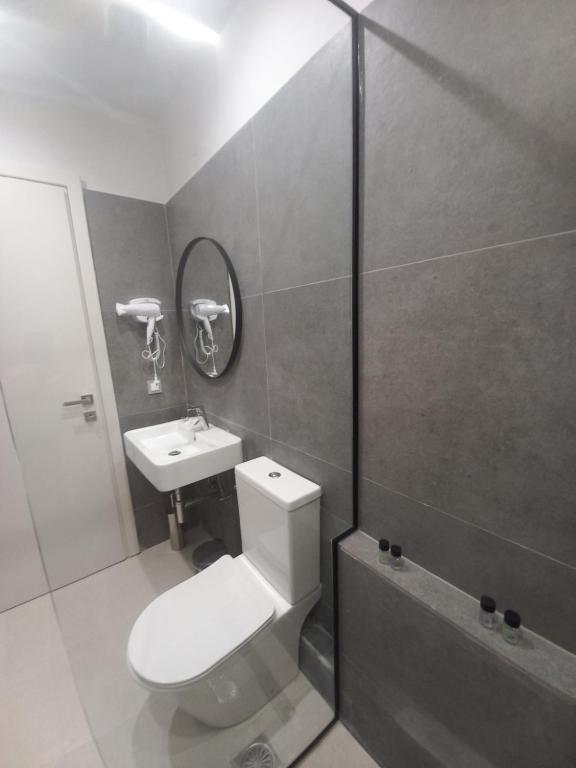 AAA Luxury Residences - Resim 11