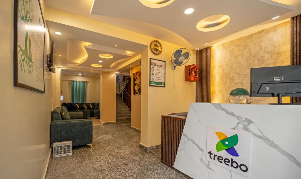 Vstupní hala nebo recepce v ubytování Treebo Taj Square, 10 Mins From Airport
