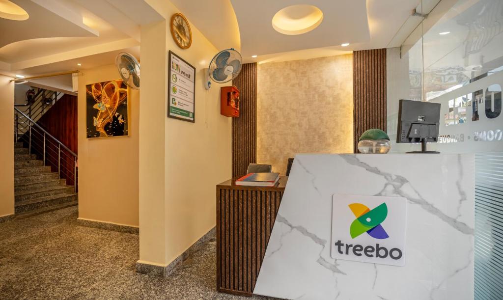 Vstupní hala nebo recepce v ubytování Treebo Taj Square, 10 Mins From Airport