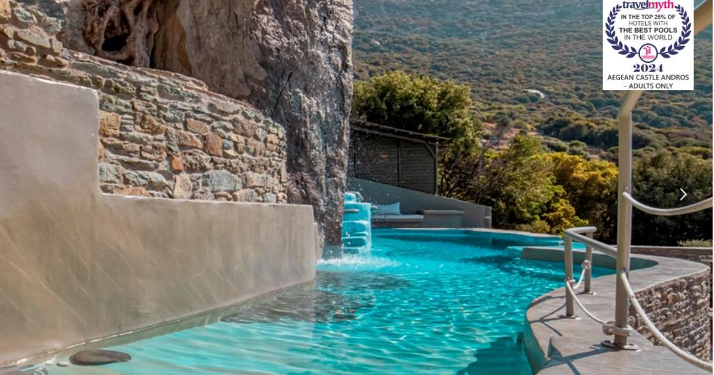 Bazén v ubytování Aegean Castle Andros – Adults Only nebo v jeho okolí