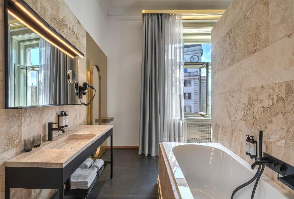 Mottl House by Adrez - Resim 3