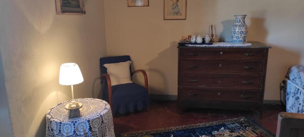 Torre Colombaia - Basic Triple Room Met Gedeelde Badkamer