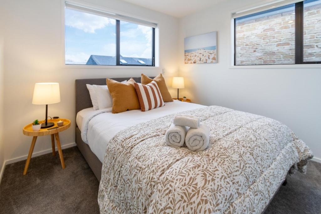 Stylish Central City townhouse Next to Little High - Resim 5