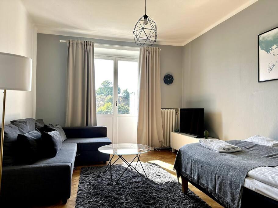 Postel nebo postele na pokoji v ubytování Stay Inn Apartment Sveavägen