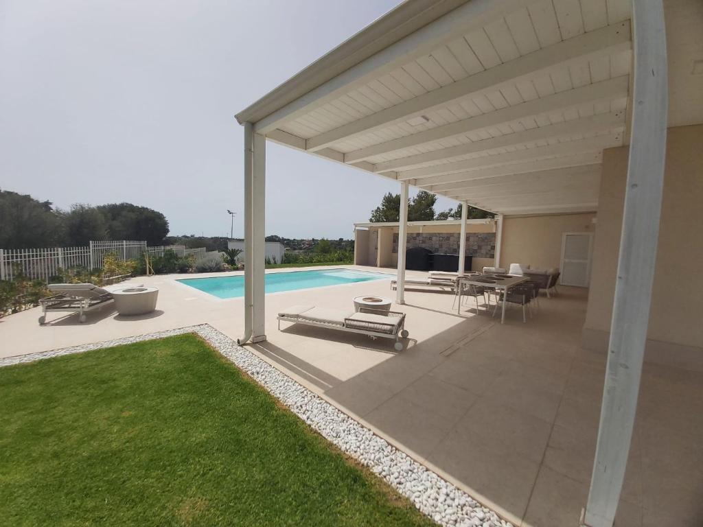 Πισίνα στο ή κοντά στο Casa vacanze Pantakyas