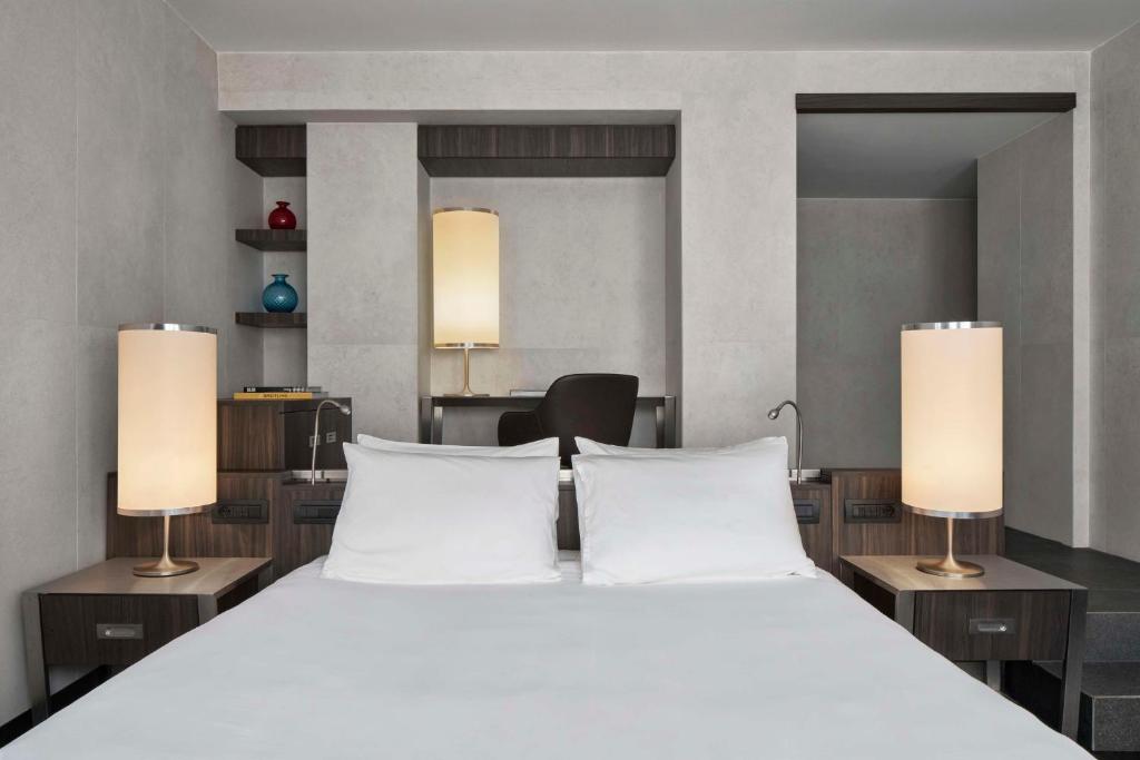 Hyatt Centric Milan Centrale - Resim 30
