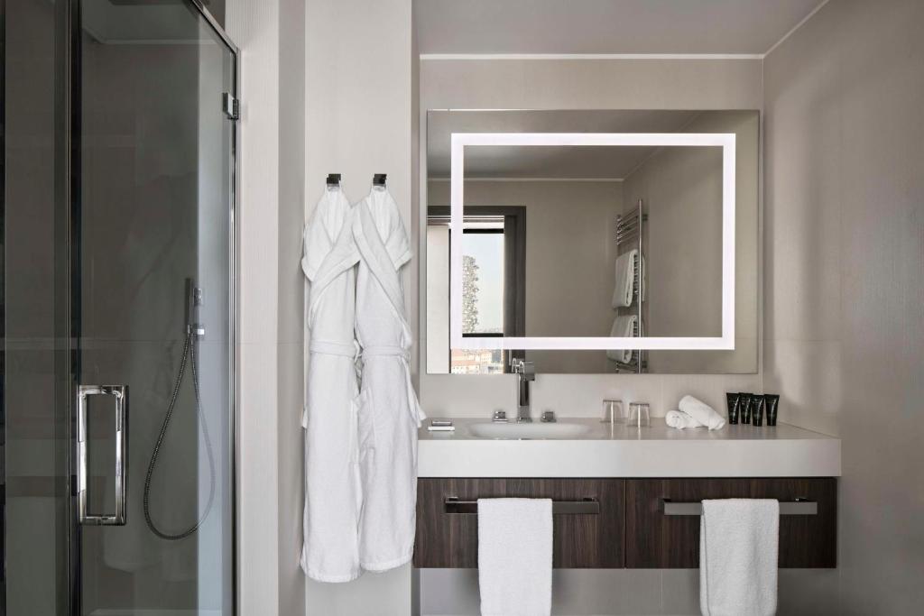 Hyatt Centric Milan Centrale - Resim 33