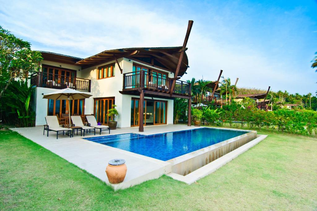 Barcelo Coconut Island, Phuket - Grand Three-Bedroom Pool Villa With Sea View
