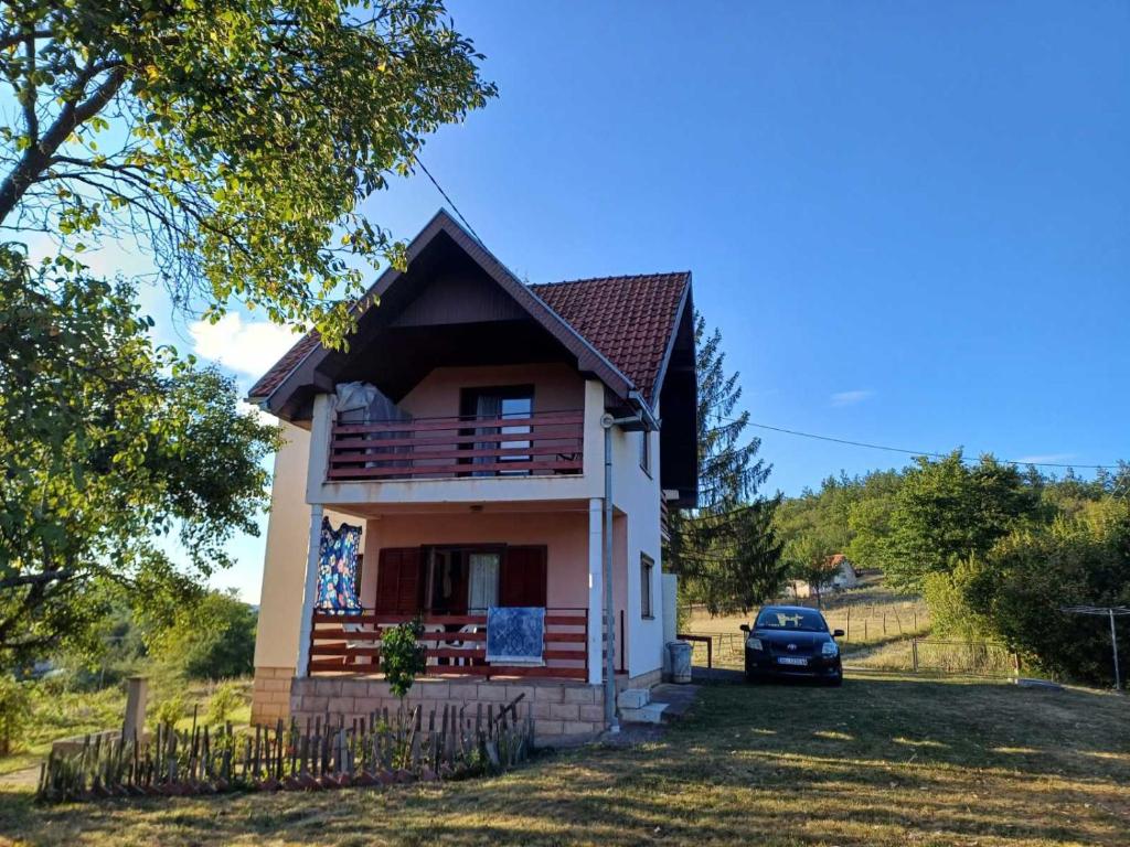 Zgrada u kojoj se nalazi apartman