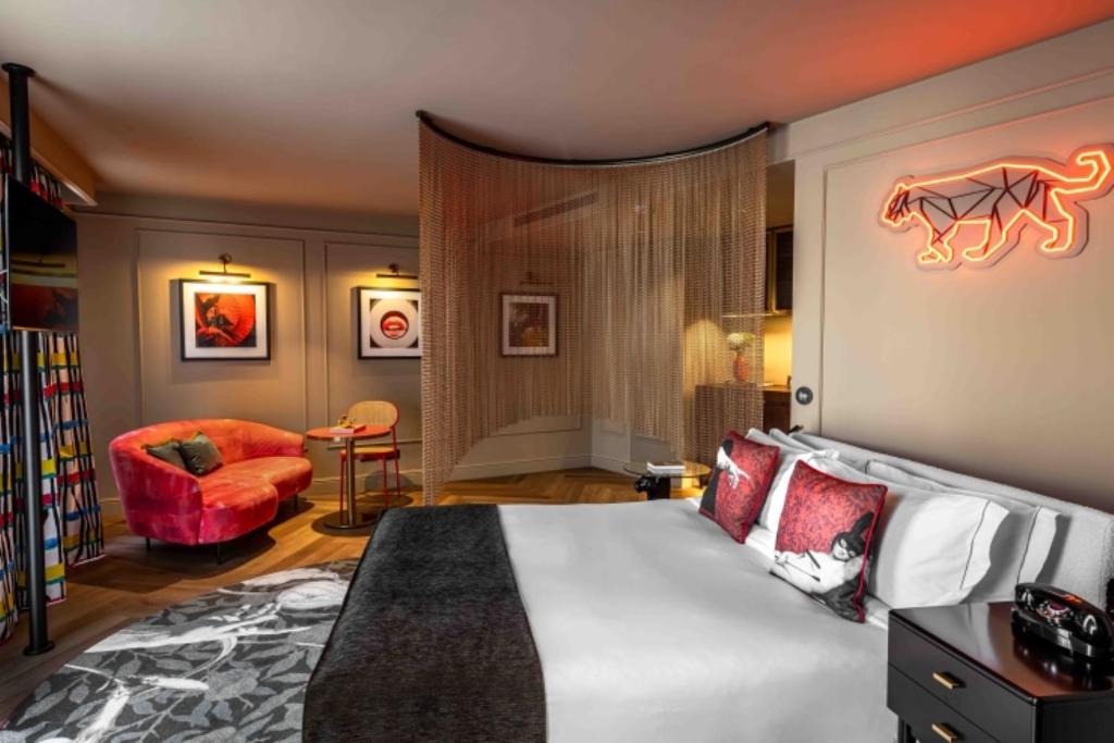 Upon Angels - Adults Only - Resim 40