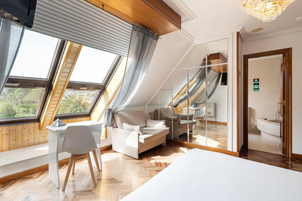 Posteľ alebo postele v izbe v ubytovaní Hotel Alda Santa Cristina