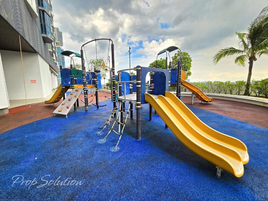 Herní místnost nebo prostor pro děti v ubytování Loft Suite Johor Bahru Legoland 6Pax