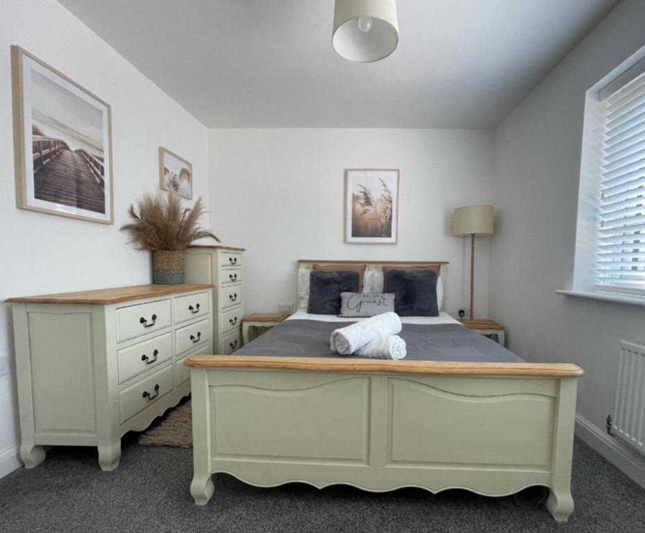 woman in blue getting off a private jet