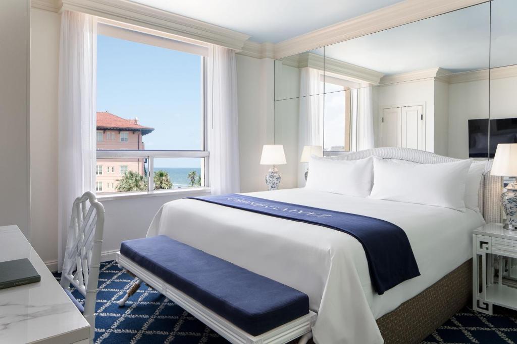 Grand Galvez Resort, Autograph Collection - Habitación King De Lujo Con Vista Parcial Al Mar