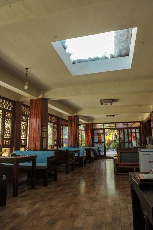 Restaurace v ubytování TIBET Guest house 虎跳峡卓玛客栈