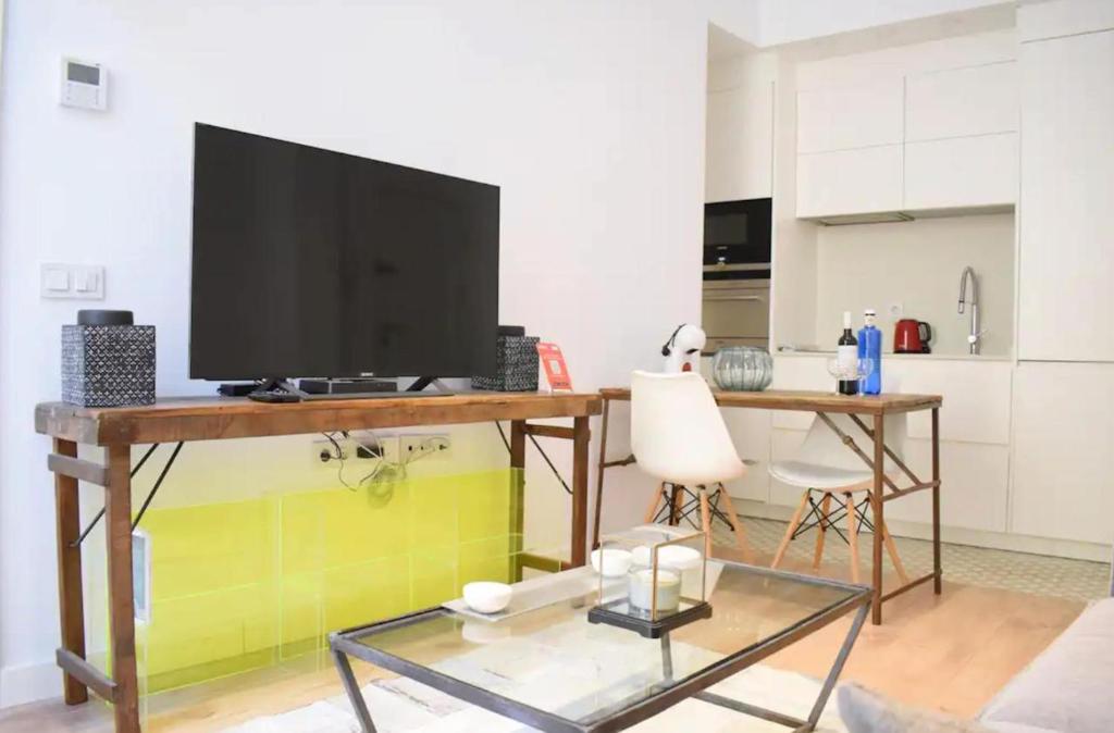Holidays2Malaga Azucena Old Town - Appartement Avec Balcon