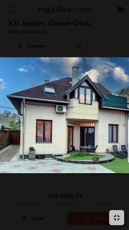 a picture of a house and a picture at Achilles house in Budapest