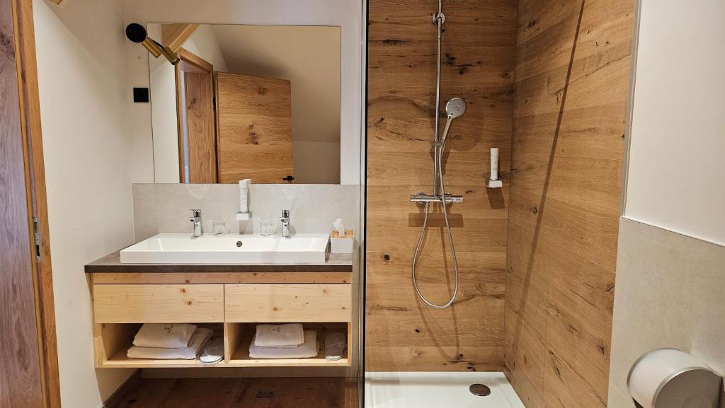 Koupelna v ubytování Sobe rooms JELEN JELENOV GREBEN