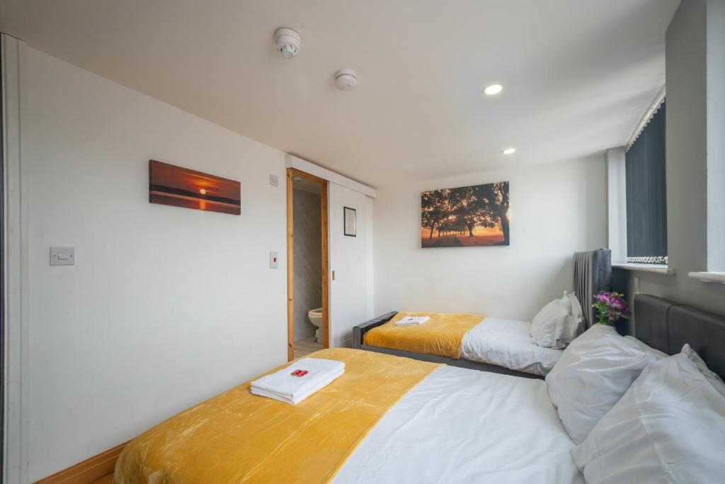 Driftwood Rooms - Resim 17