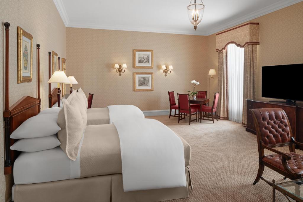 Capital Hotel - Junior Suite Bed Double Bed