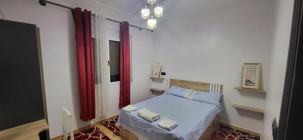Postel nebo postele na pokoji v ubytování Airport Apartment - Fully Equipped & Air Conditioned, Close to Airport