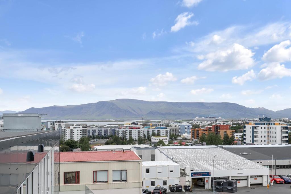 Nespecifikovaný výhled na hory nebo výhled na hory při pohledu z hotelu
