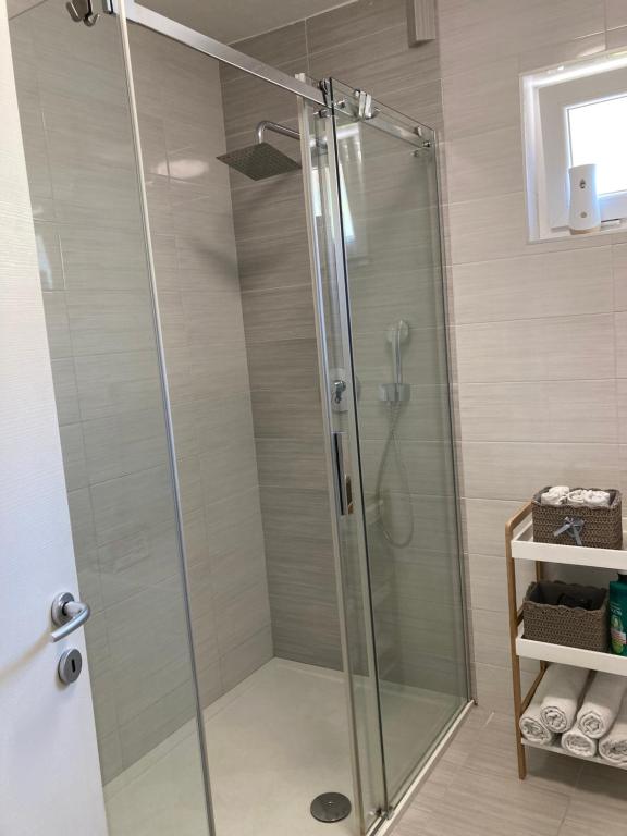 Apartman SONAS with free private parking - 15