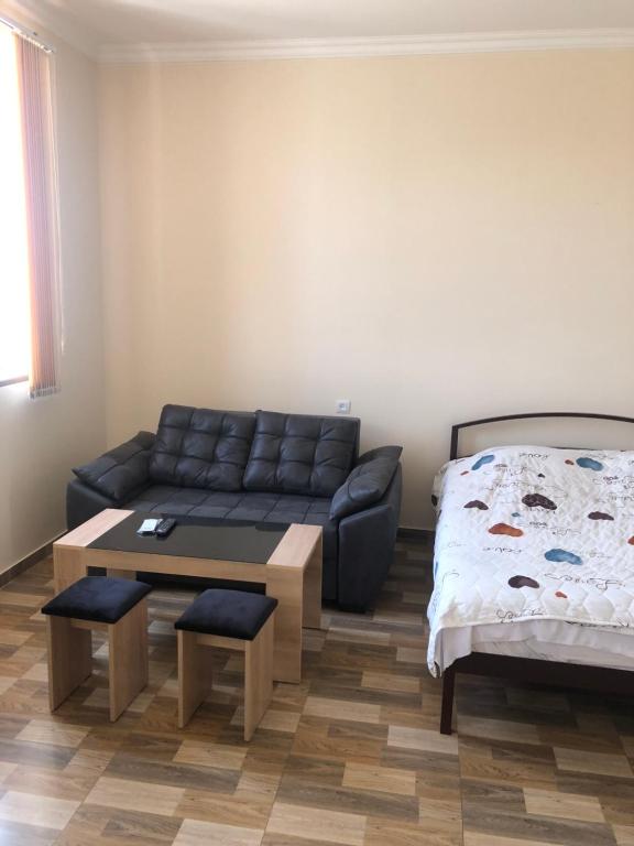 Posezení v ubytování Nigatun Hotel