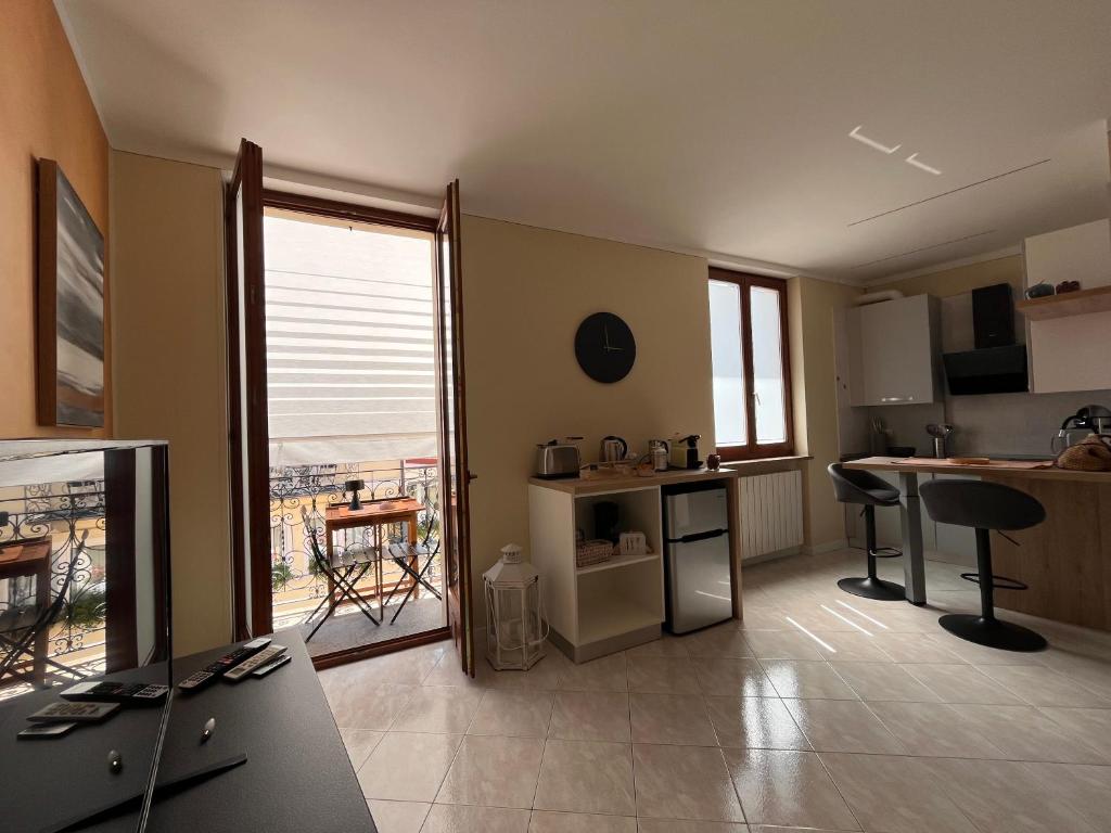 Kuchnia lub aneks kuchenny w obiekcie L'Acero Home