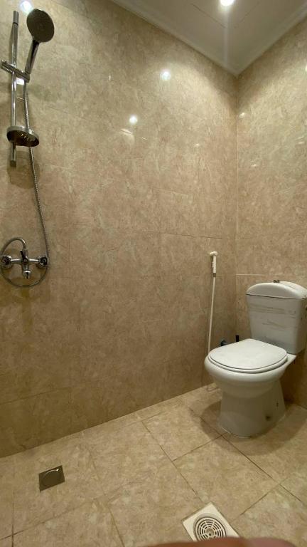 Koupelna v ubytování Al tawfeeg hotel - Al Azizyah