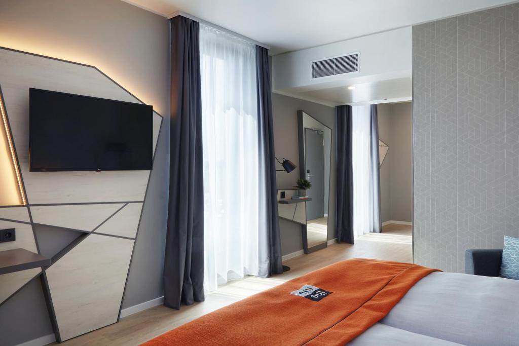 Holiday Inn - the niu, Hub Dusseldorf Messe by IHG