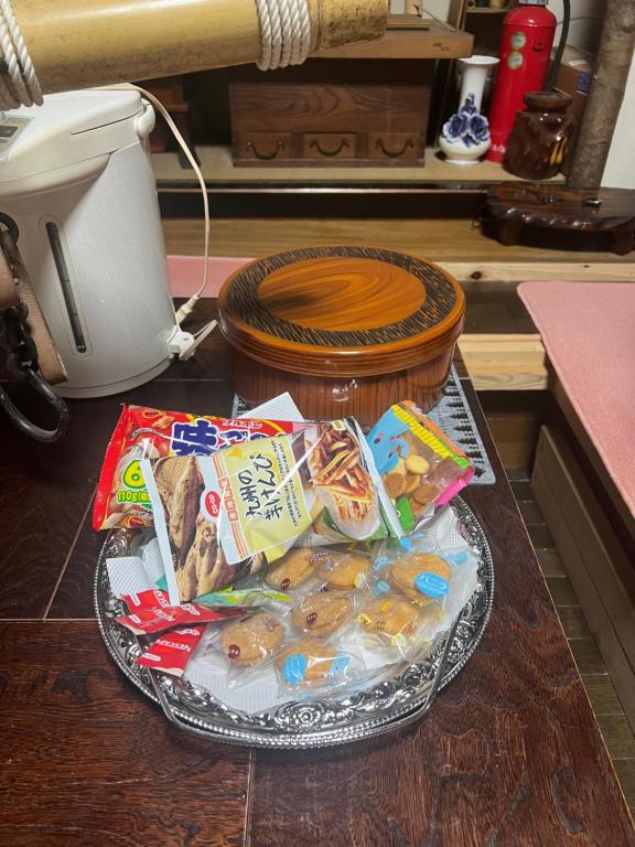ゲストハウスの敷地内または近くでの食事または食べ物