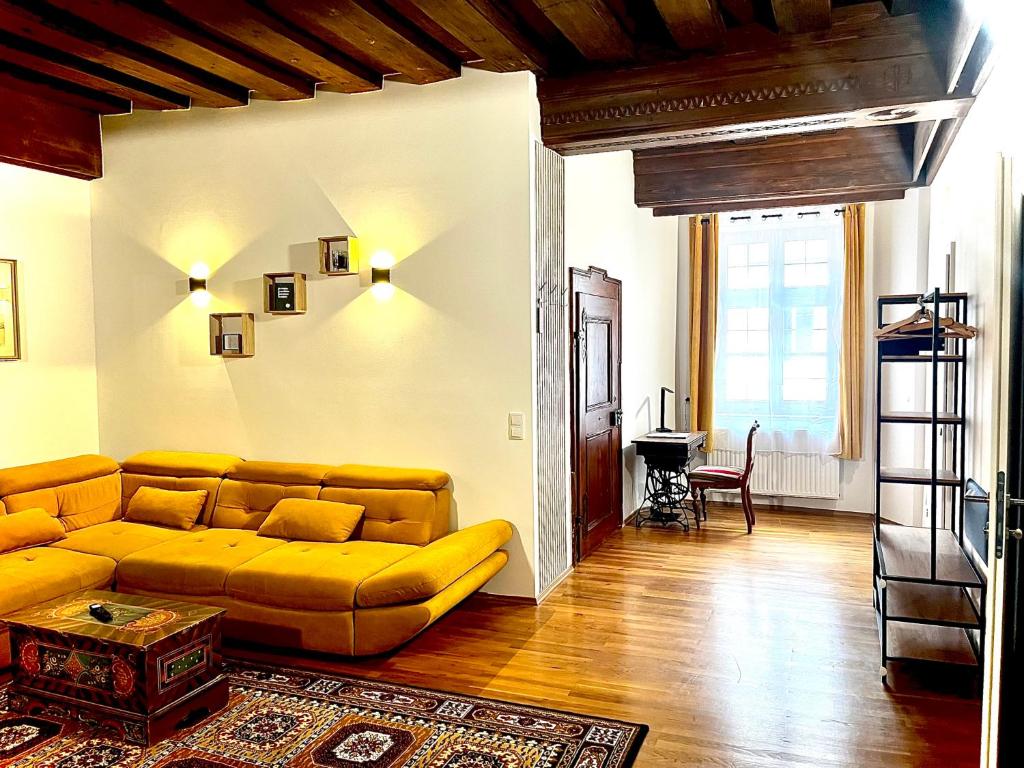 Posezení v ubytování Hotel Zum Goldenen Hirschen