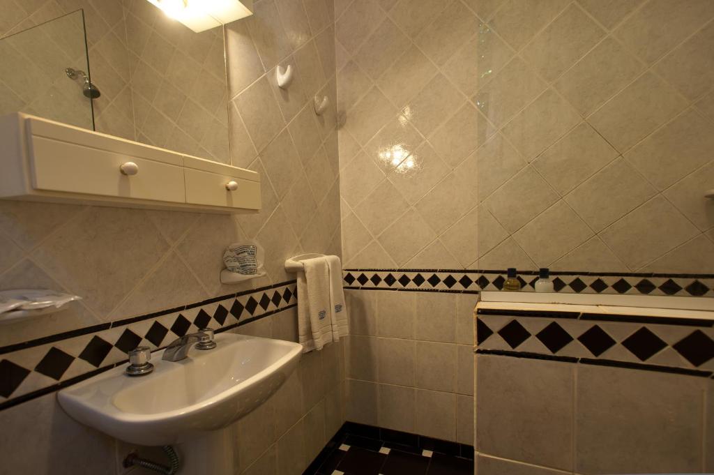 Koupelna v ubytování Hotel Posada La Sorgente