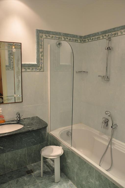 Hotel San Luca Venezia - Resim 30