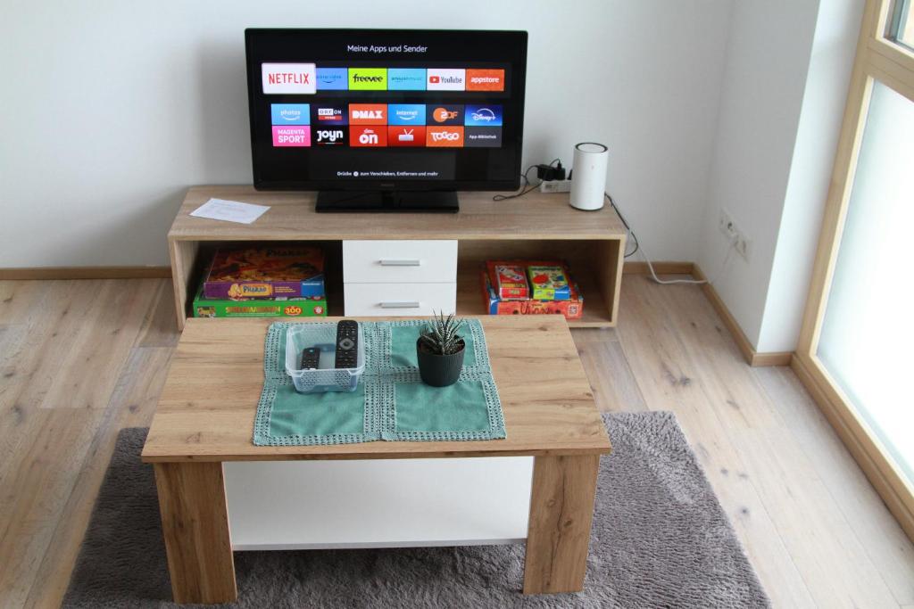 TV a/nebo společenská místnost v ubytování Haus Abendrot