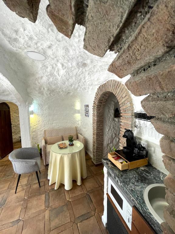 Kuchyň nebo kuchyňský kout v ubytování CUEVA DE DAVID