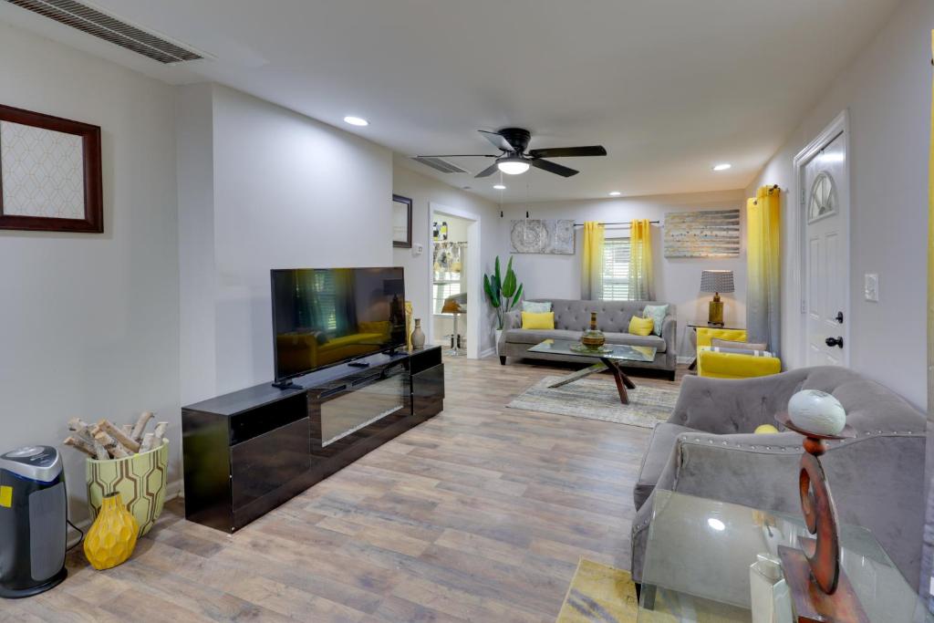 Gallery image of Walkable Greenville Home Near Dtwn in Greenville