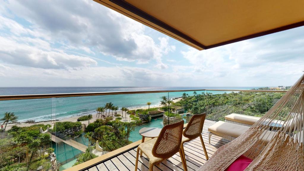 Hotel Xcaret Arte - All Parks All Fun Inclusive - Adults Only photo