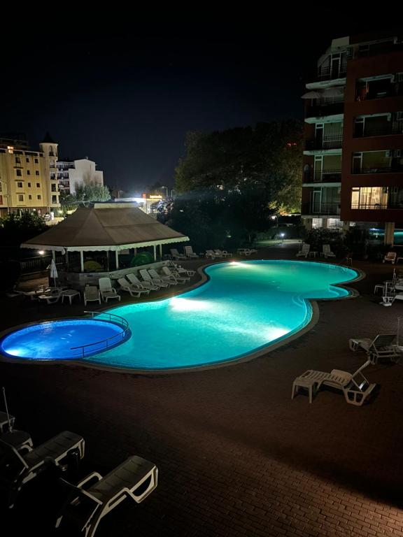 Bazén v ubytování Apartment Nani -Sunny beach nebo v jeho okolí