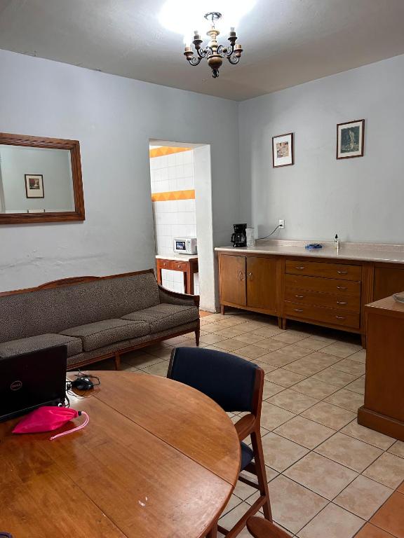 Posezení v ubytování Suites Chingón