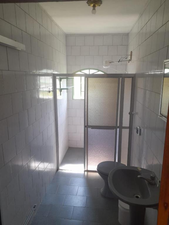 Koupelna v ubytování SL Hostel