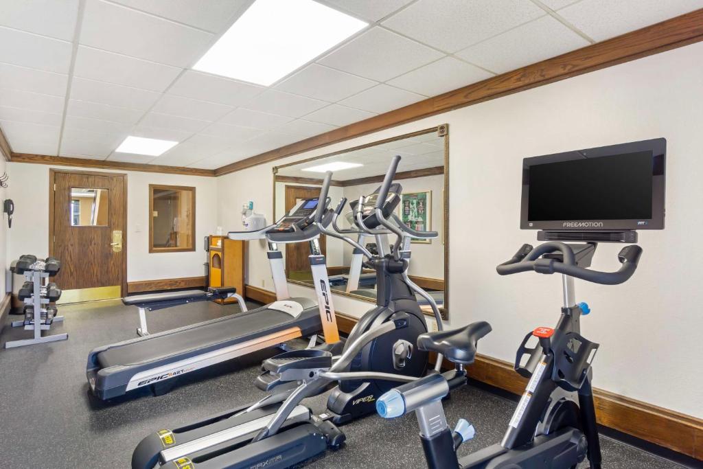 Fitness centrum a/nebo fitness zařízení v ubytování Best Western Plus Ahtanum Inn