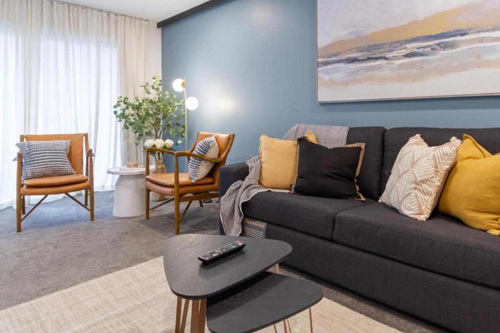 Stylish Central City townhouse Next to Little High - Resim 8