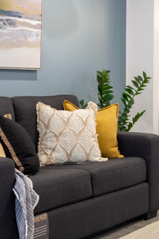 Stylish Central City townhouse Next to Little High - Resim 11