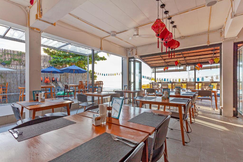 Restaurace v ubytování Malibu Beach Resort